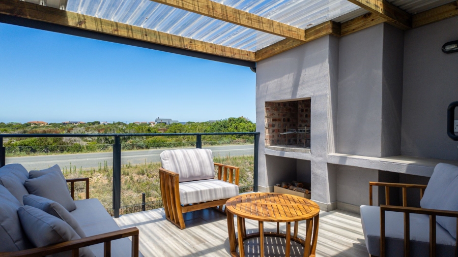 2 Bedroom Property for Sale in Stilbaai Wes Western Cape